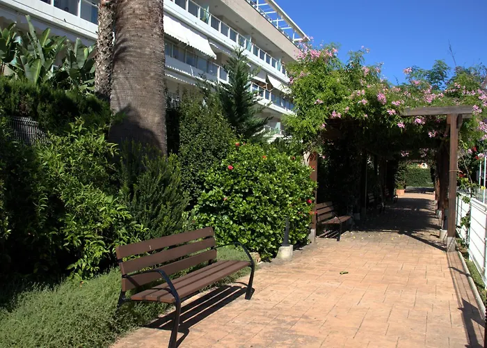 Апартаменты A Lovely Swimming Pool, Parking, Padel *
